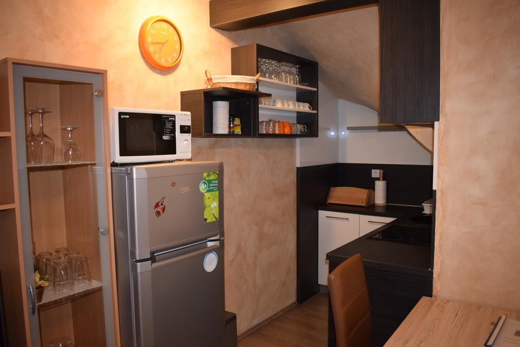 Apartment Borovnica มอร์าฟสเก-ตอปลิตเซ ภายนอก รูปภาพ